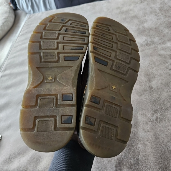 Dr. Martens Men's Leather Slip-On On Shoes - Picture 6 of 7